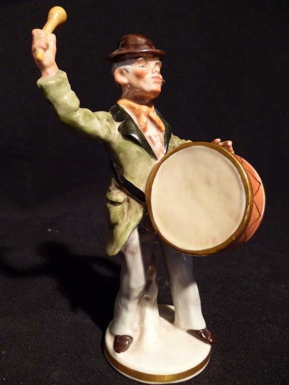 GDR dobos porcelán zenész figura
