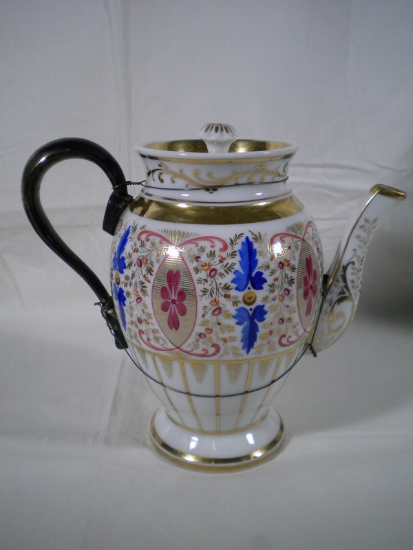 Dúsan aranyozott porcelán teáskanna 1850 körüli