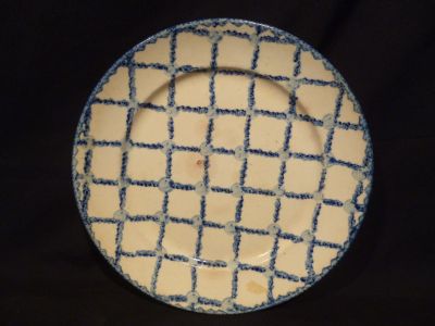 Antik fajansz tál kék kockás dekorral
