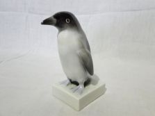 Régi herendi pingvin