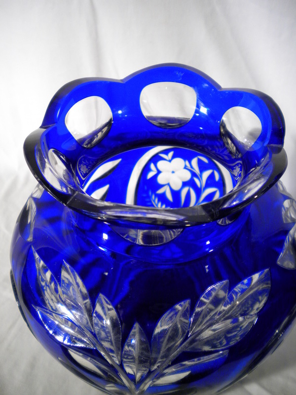 Régi kék ólomkristály váza